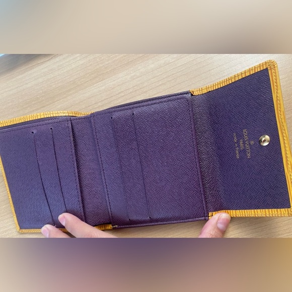 Louis Vuitton Yellow Epi Leather Wallet SP0996 - Picture 5 of 9